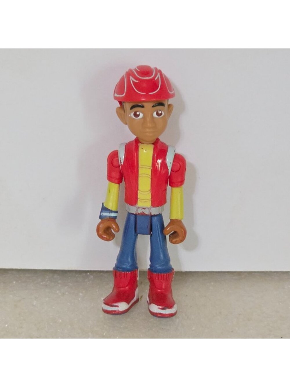 Miles From Tomorrowland Disney Junior Haruna Kitumba Action Figure Tomy 3"
